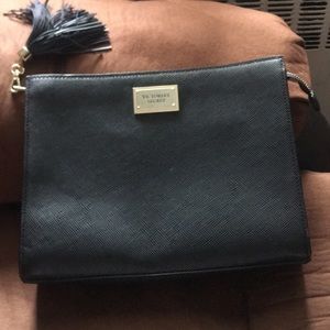 Victoria Secret  . o OPEN TO OFFERS